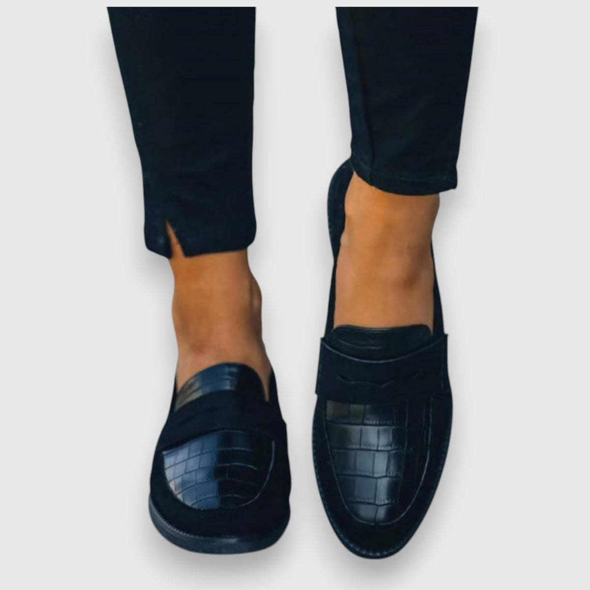 Women's Loafers | Slip-On Comfort & Style 4