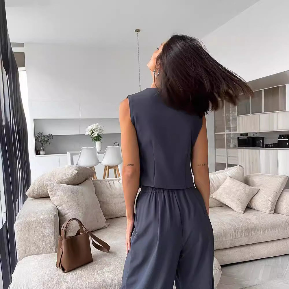 Women's Tailored Vest | Relaxed Fit & Sophisticated Style 3