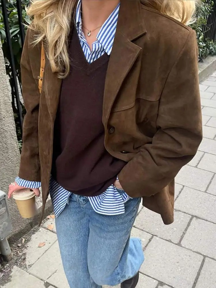 Women's Oversized Trenchcoat | Wide Lapel & Button Front
