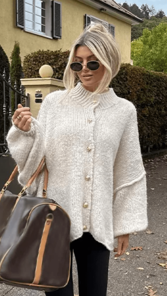 Women's Oversized Knit Cardigan | Button-Front & Cosy Layering 2