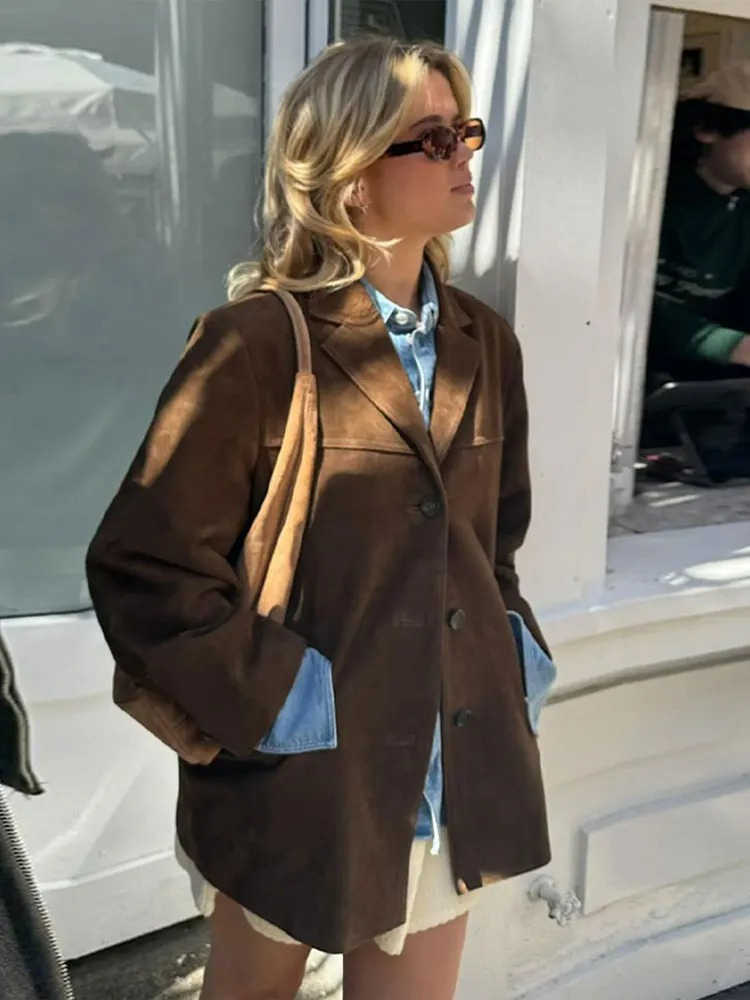 Women's Oversized Trenchcoat | Wide Lapel & Button Front