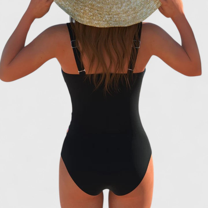 Tazlyne | Chic Swimwear for Poolside Elegance