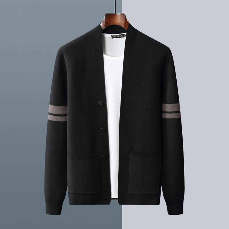 Men's Cardigan | Lightweight Warmth & Modern Design