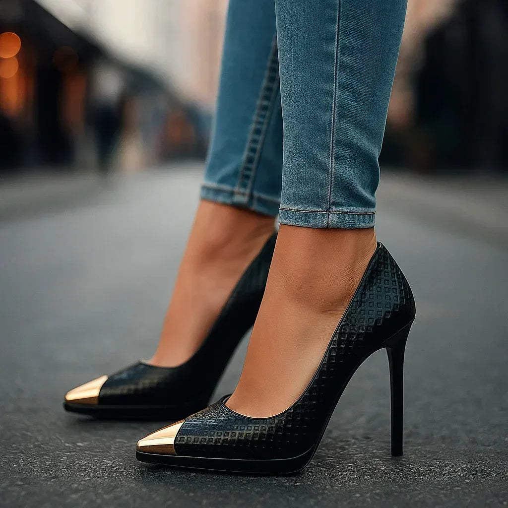 AVELINE GOLD-POINT HEELS 4