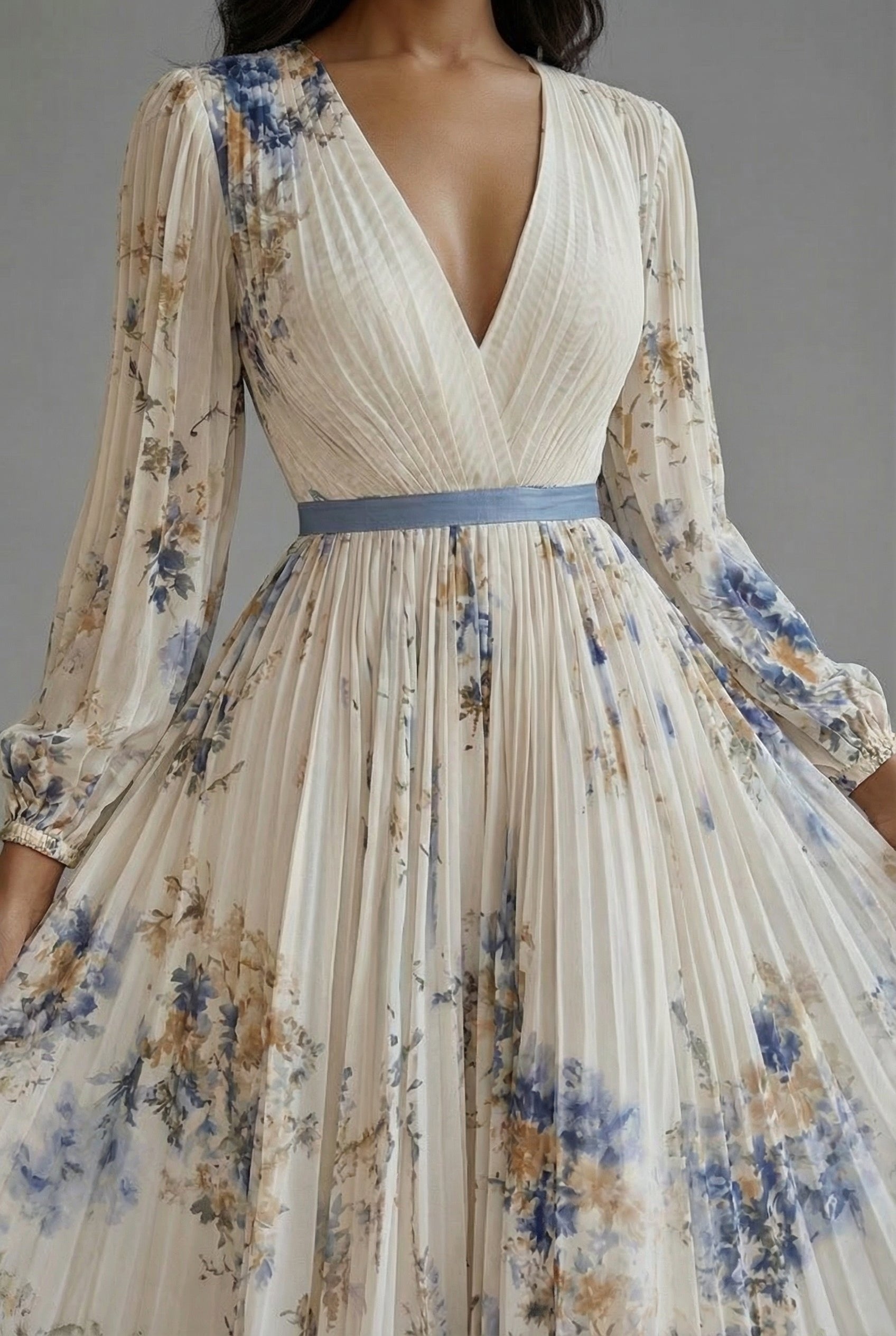 Ava | Maxi Dress Deep V-Neck Long Sleeve Pleated Floral 3