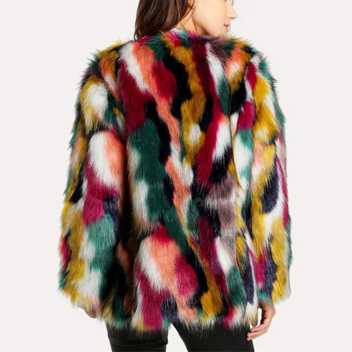 Women's Coat | Cozy Comfort & Bold Statement 3