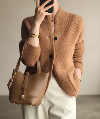 Women's Cable Knit Cardigan | Button-Front & Cosy Fit 1