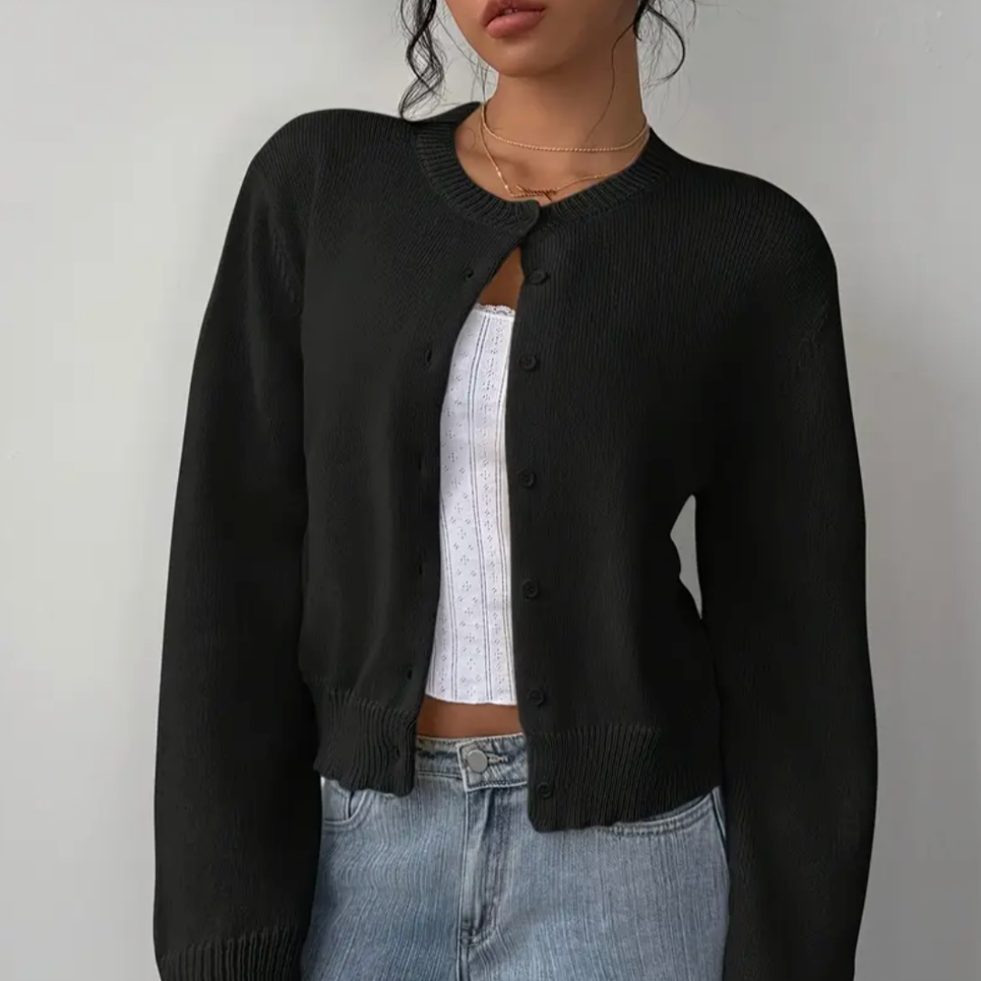 Chic Cropped Button Cardigan – Cozy Knit for Everyday Style
