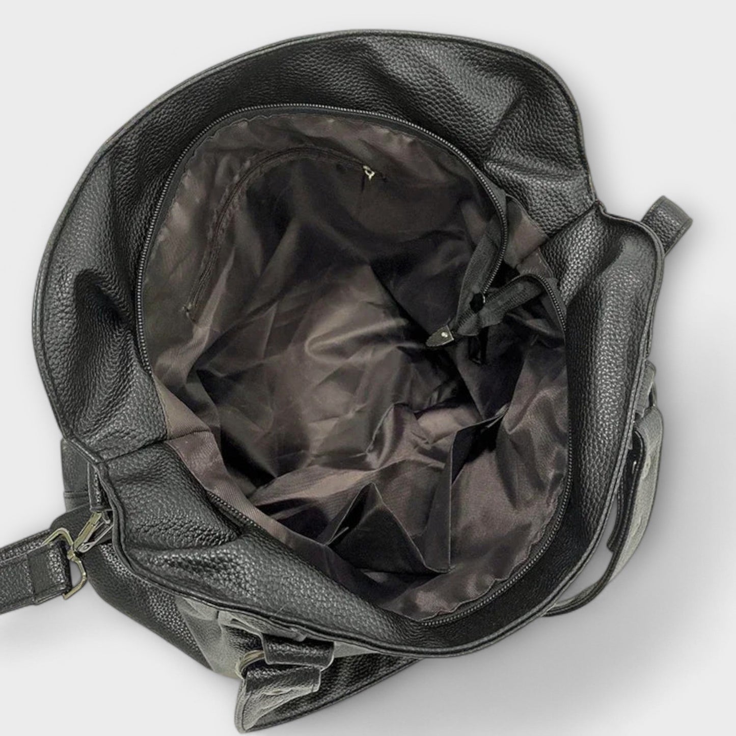 Chic Hobo Shoulder Bag for Everyday Style