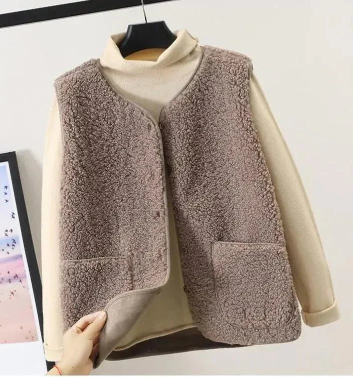 Chic Plush Vest for Women - Ideal for Layering