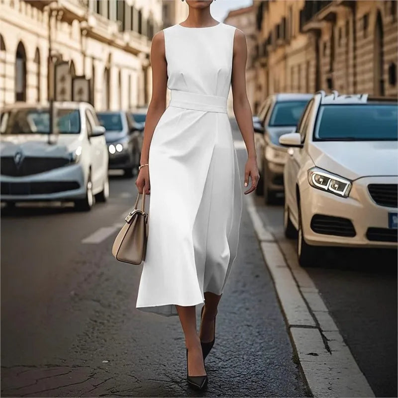 Clarimond | Elegant Round Neck Dress 3