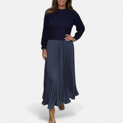 Claudia - Maxi dress with sweater and pleated skirt 3