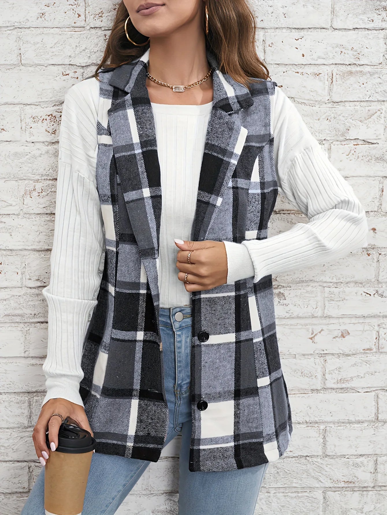 Drunelle | Elegant Tailored Check Waistcoat 11