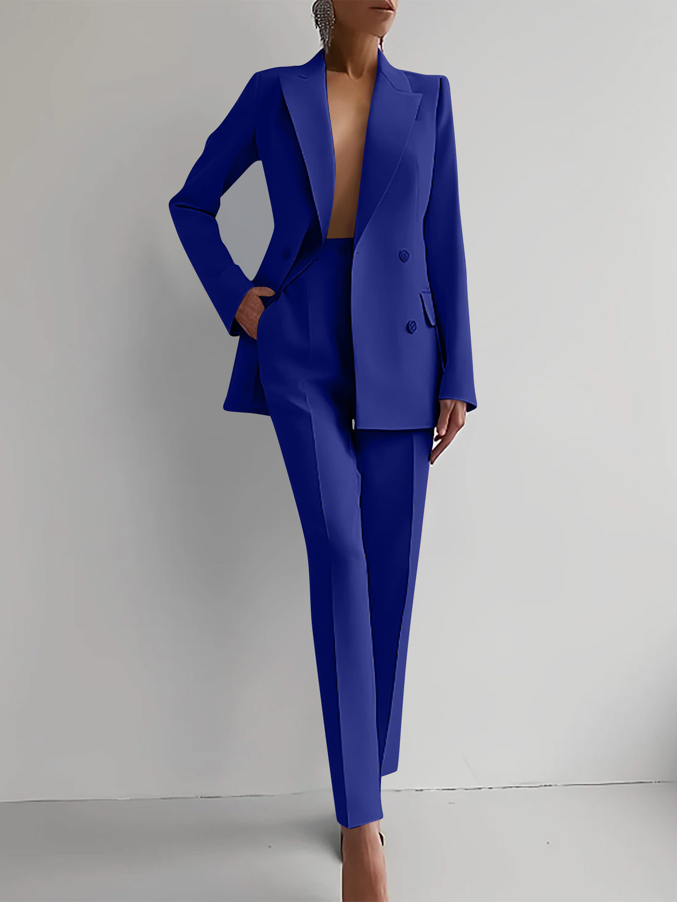 Elegant Two-Piece Blazer Set for Women Refined Tailoring Meets Modern Sophistication 5