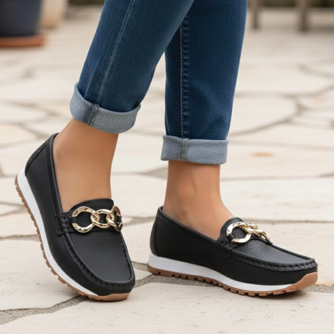 Ellie - Chic Buckle Loafers for Any Occasion