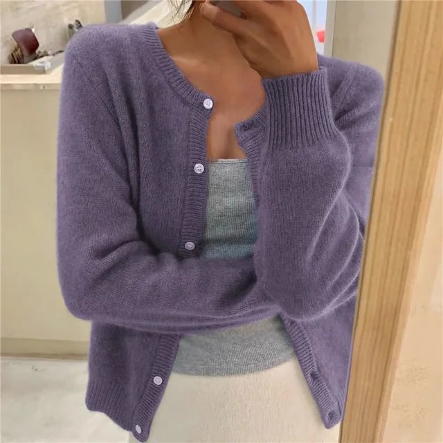 Elowen | Soft Knit Relaxed-Fit Button-Front Cardigan 3