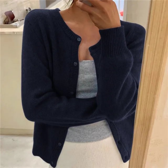 Elowen | Soft Knit Relaxed-Fit Button-Front Cardigan 8