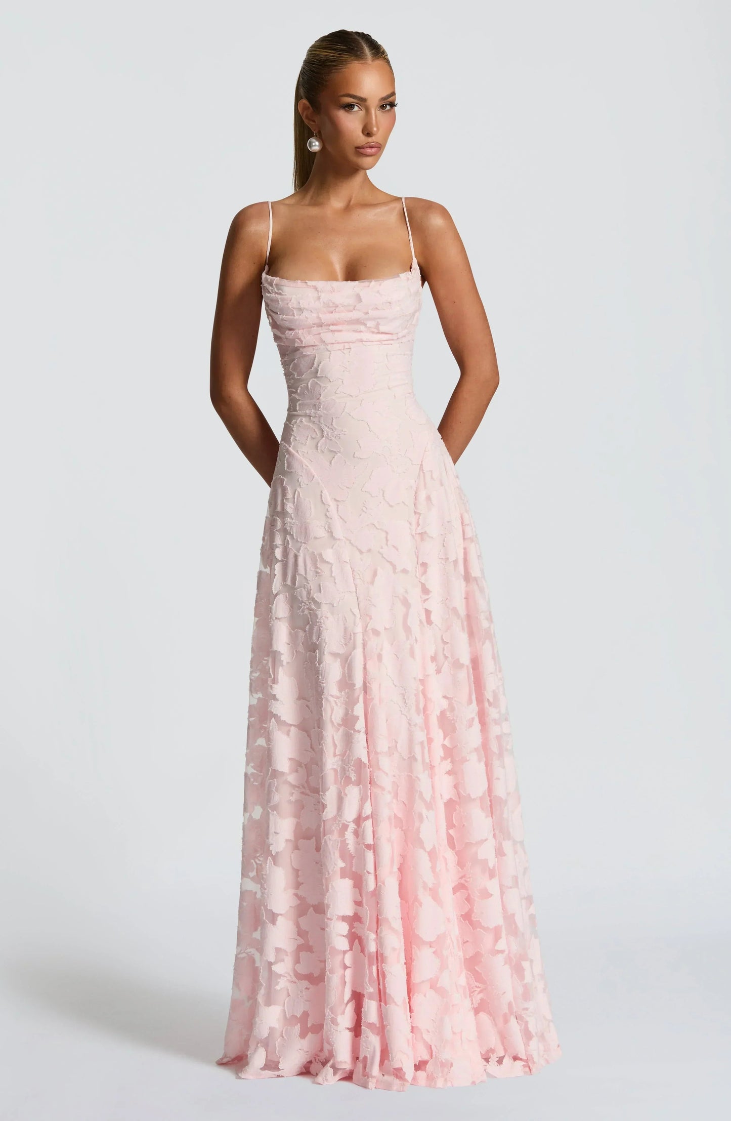 Eulalie - Elegant Flowing Dress 3