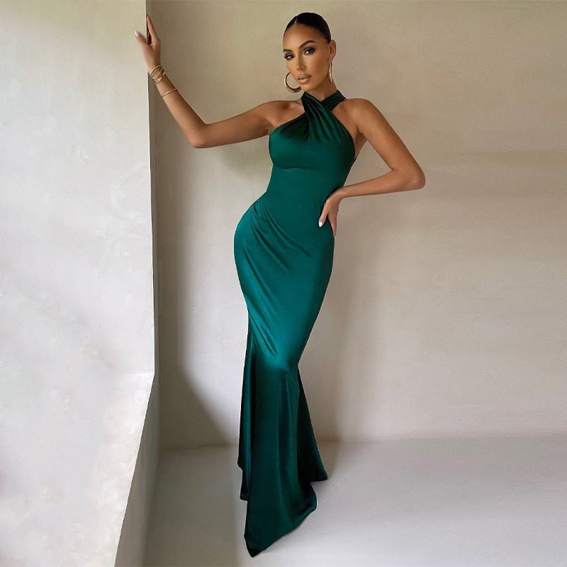 Chic Halter Neck Maxi Dress for Evening Events