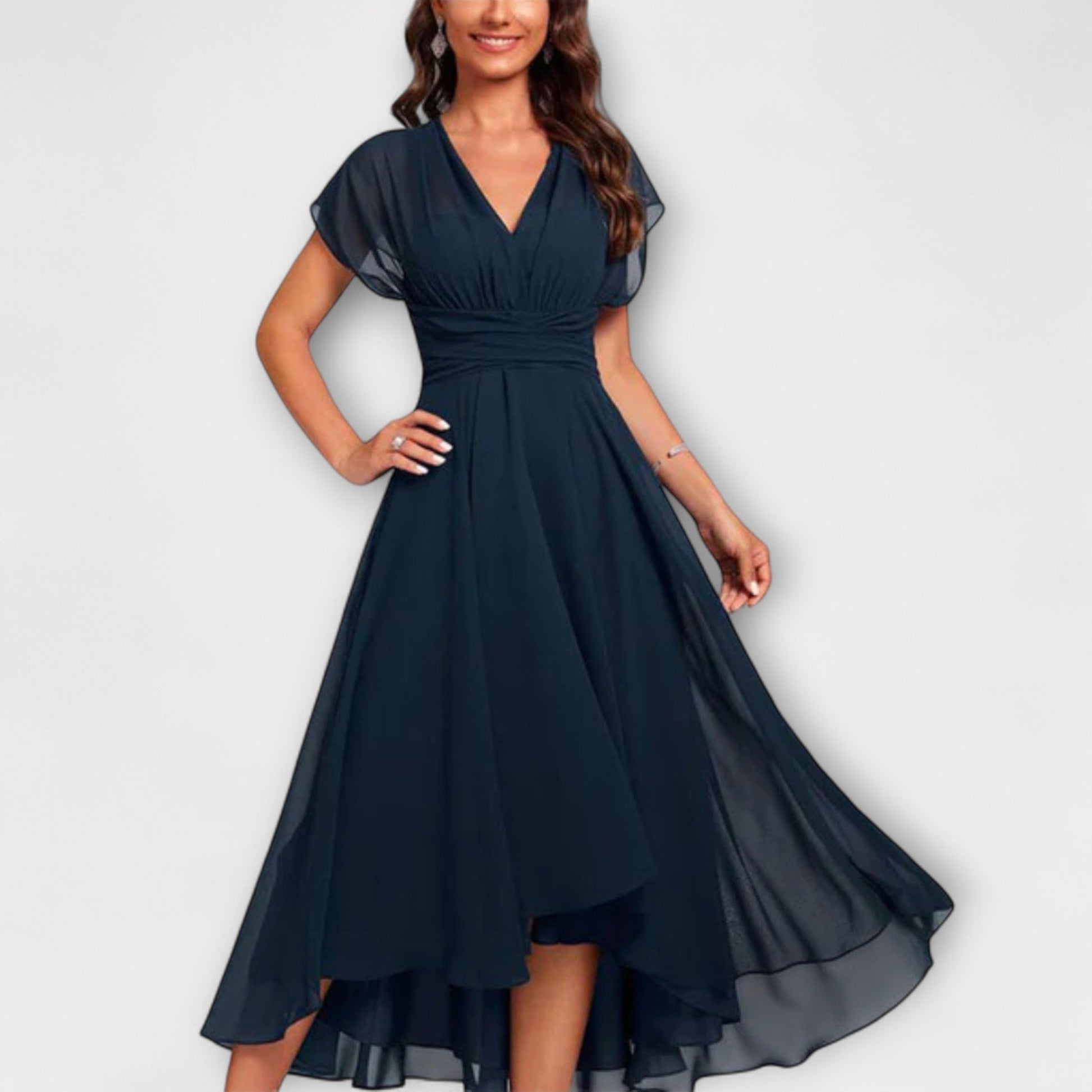 Ismey | Elegant Flowing Dress 0