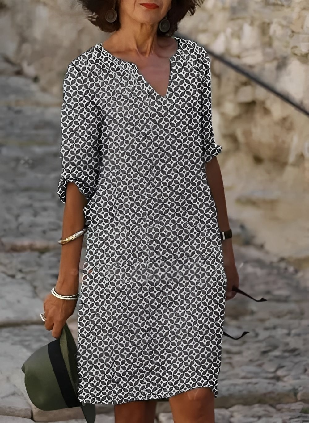 Kristina - Stylish midi dress with half-length sleeves for women 3