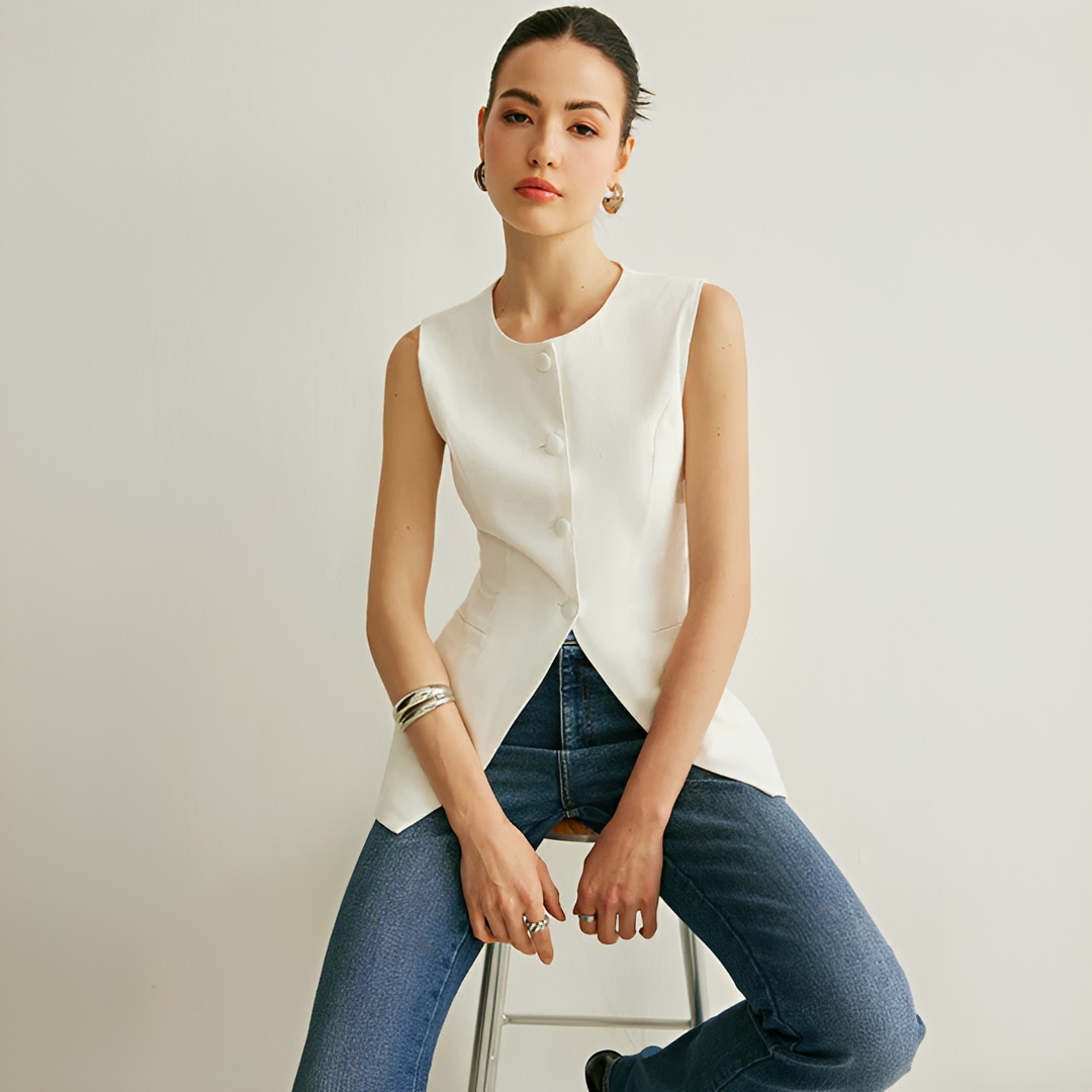 Nyla - Stylish Sleeveless Vest 0