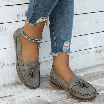 Reagan – Chic Bow Loafers for Any Occasion