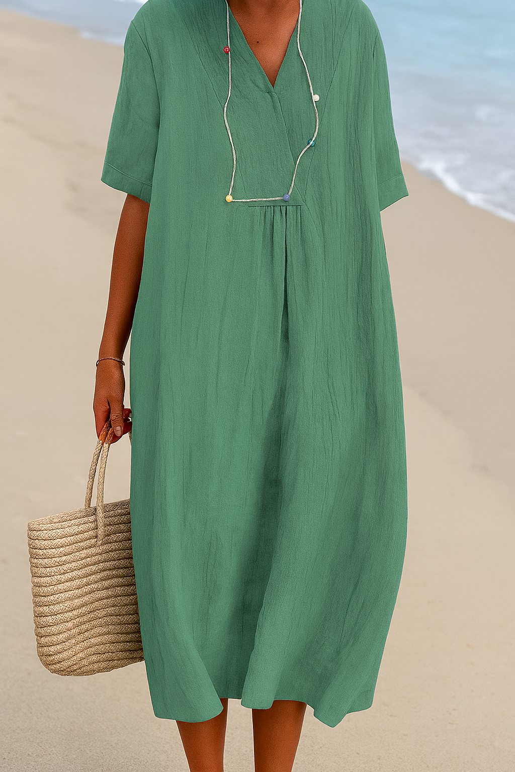 Relaxed Beach Dress with V‑Neck and  Short Sleeves 2