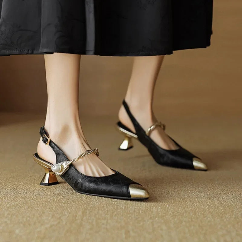 Molette Chic Pumps for Special Occasions
