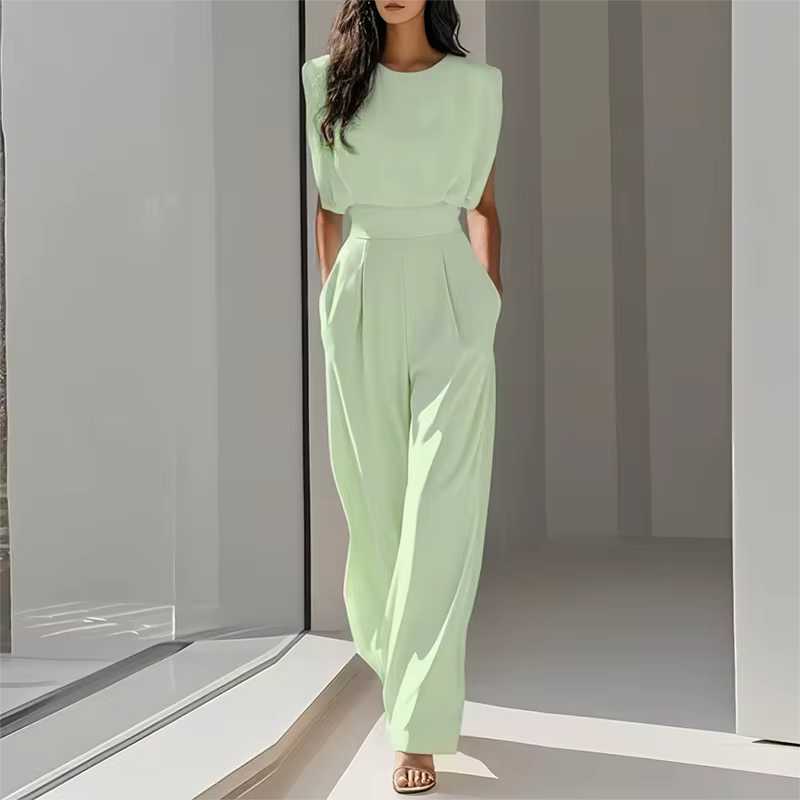 SLEEVELESS ROUND NECK JUMPSUIT WITH BELT 3