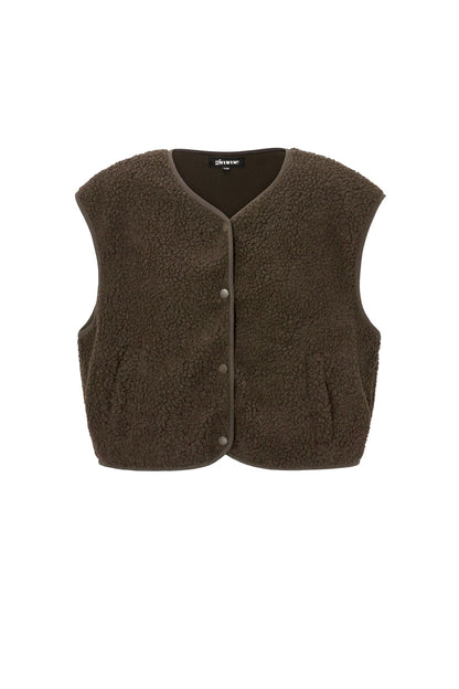 Bruine mouwloze teddy vest met knopen, plat gefotografeerd zonder model | Boutique Moda