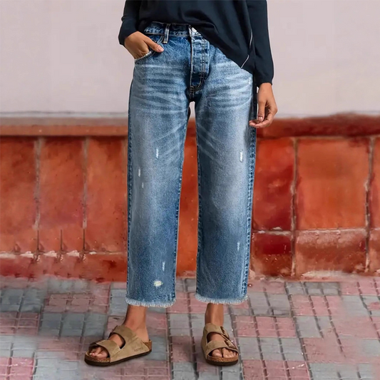 Women's Cropped Jeans | Straight Cut & All-Day Comfort