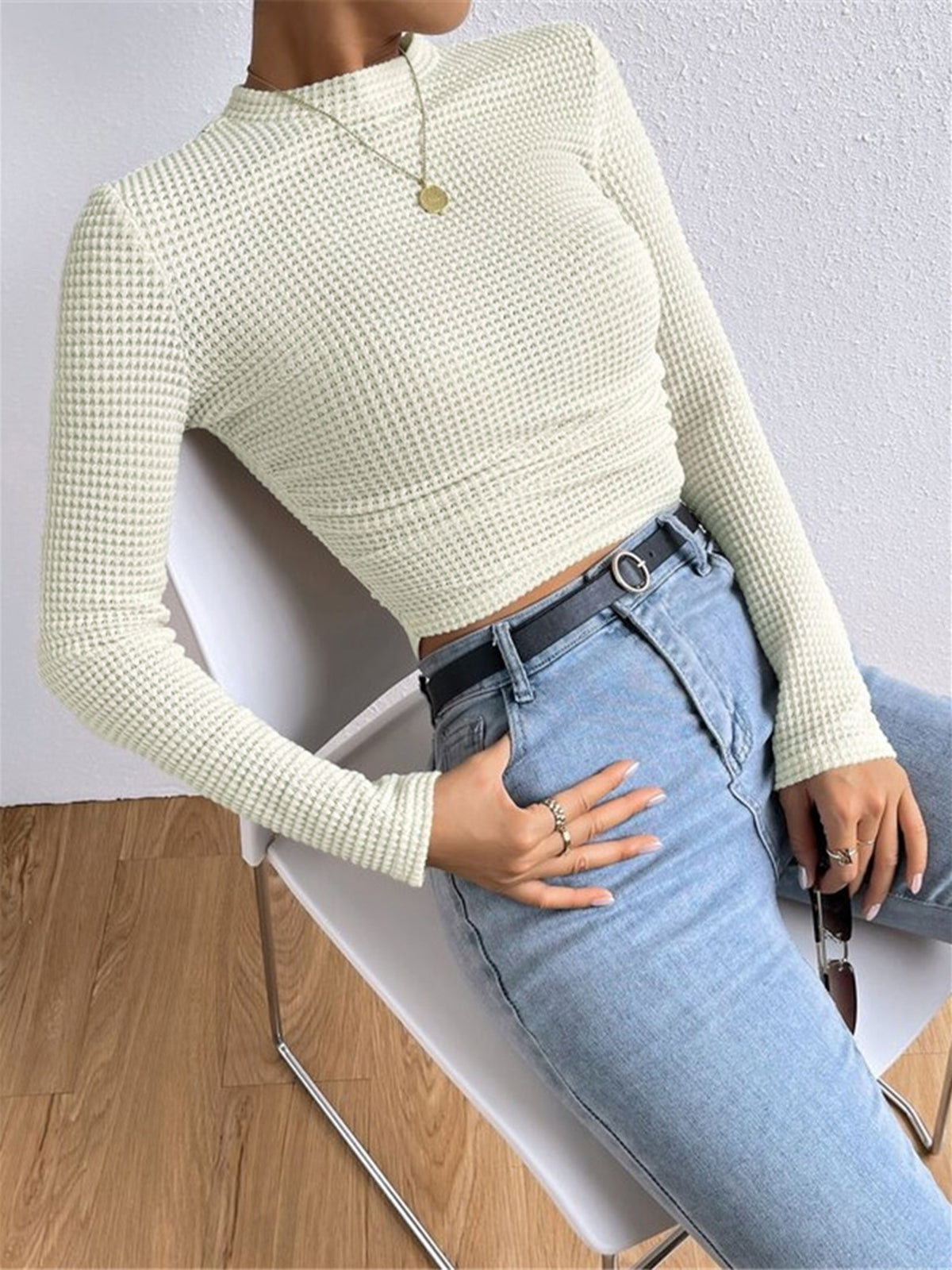 Women's Fitted Long Sleeve Top | Crew Neck & Textured Design