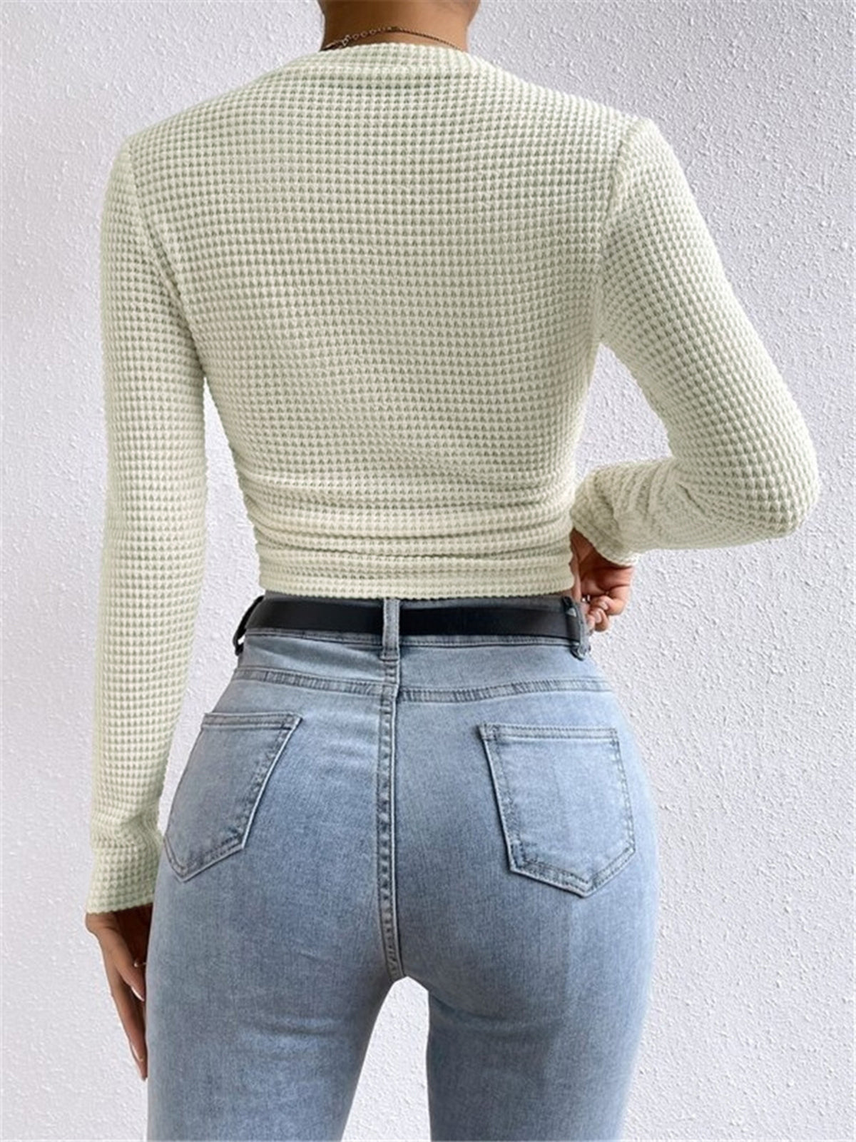 Women's Fitted Long Sleeve Top | Crew Neck & Textured Design