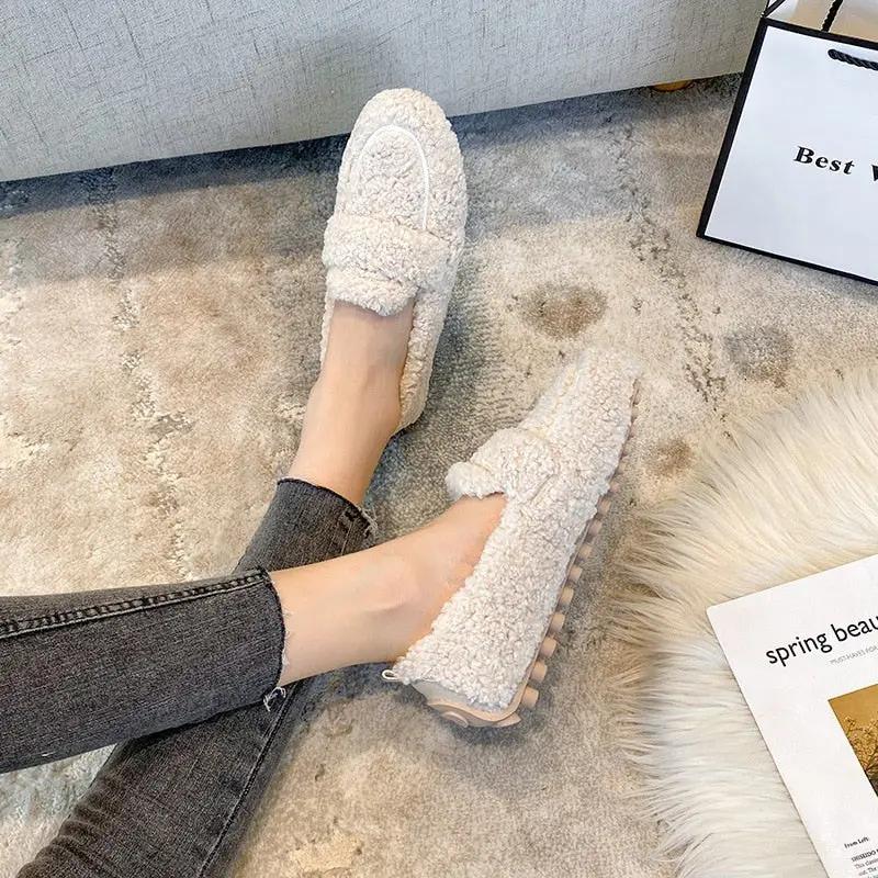 Women's Loafers | Curled Pile Upper, Wide Saddle Band