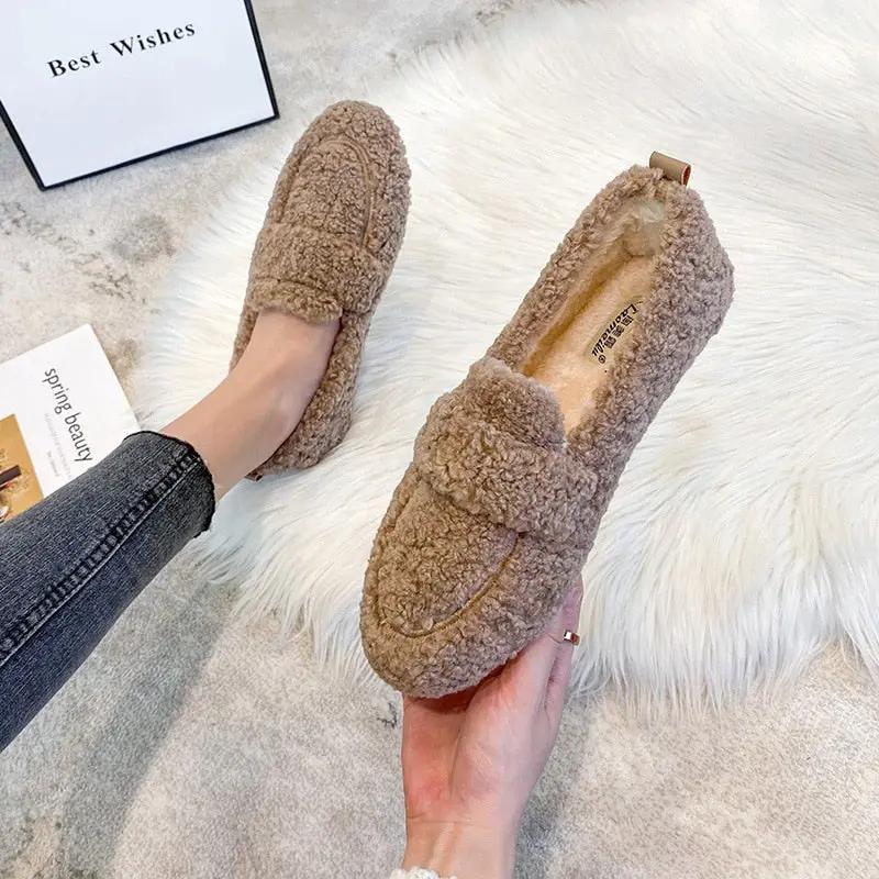Women's Loafers | Curled Pile Upper, Wide Saddle Band
