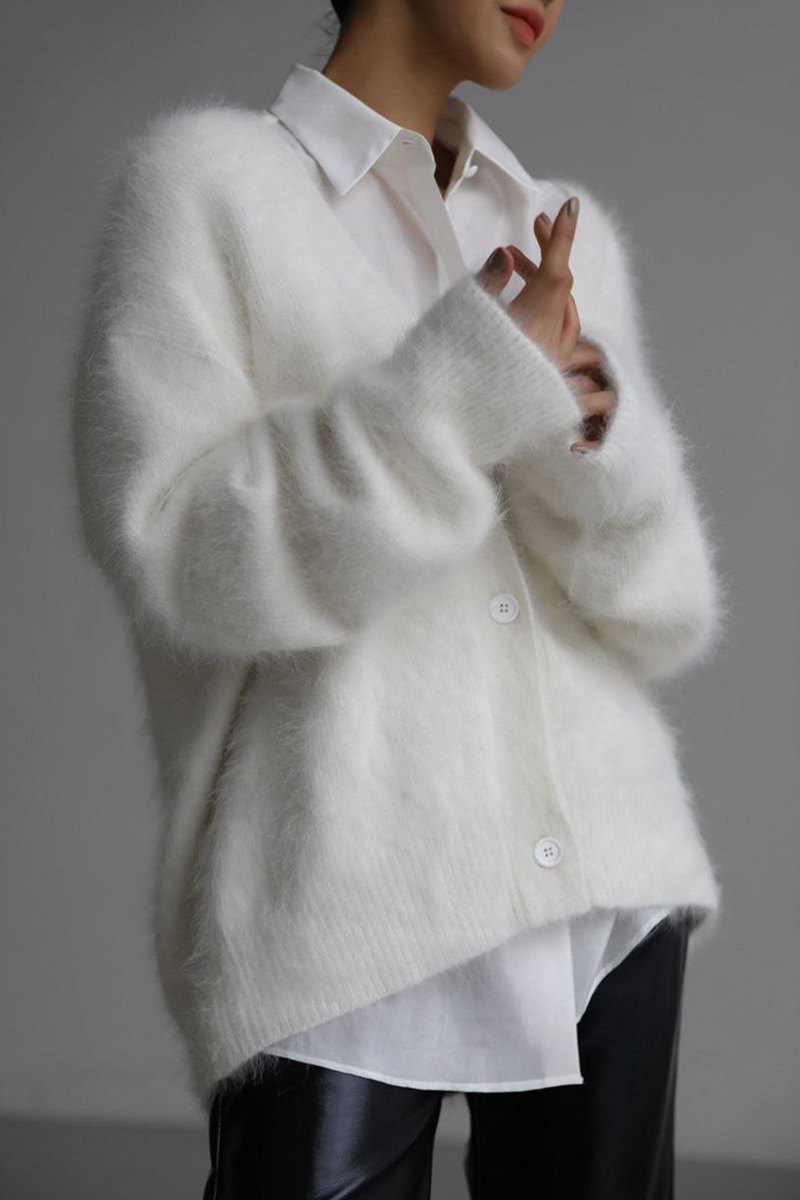 Women's Oversized Cardigan | Warm & Fuzzy Knit