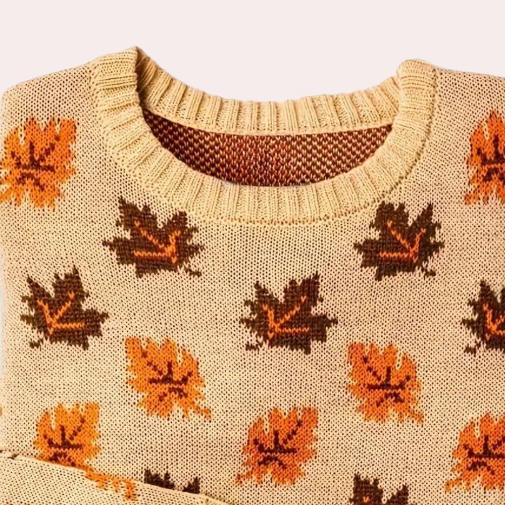 Women's Patterned Crewneck Sweater | All-Over Print & Long Sleeve Warmth
