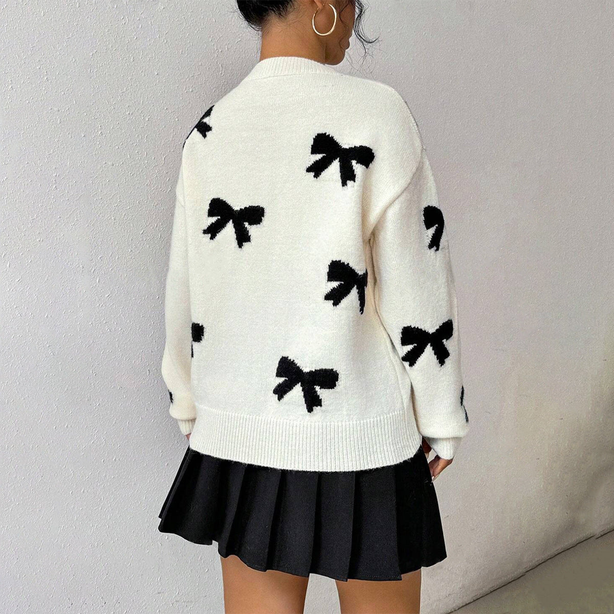 Women's Oversized Sweater | Crewneck Comfort & Bow Print Detail