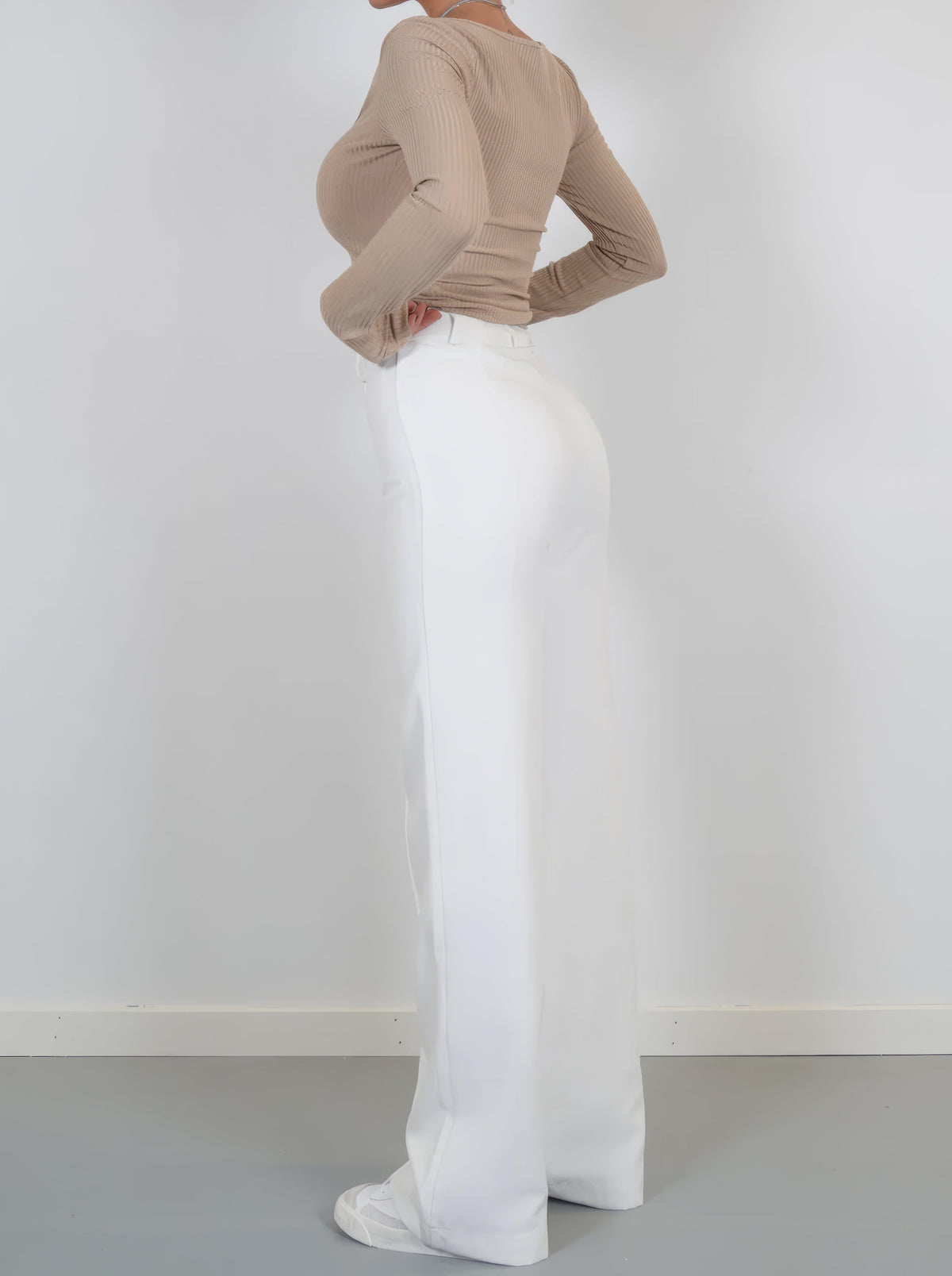 Women's Wide Leg Trousers | High-Waisted & Flattering Fit
