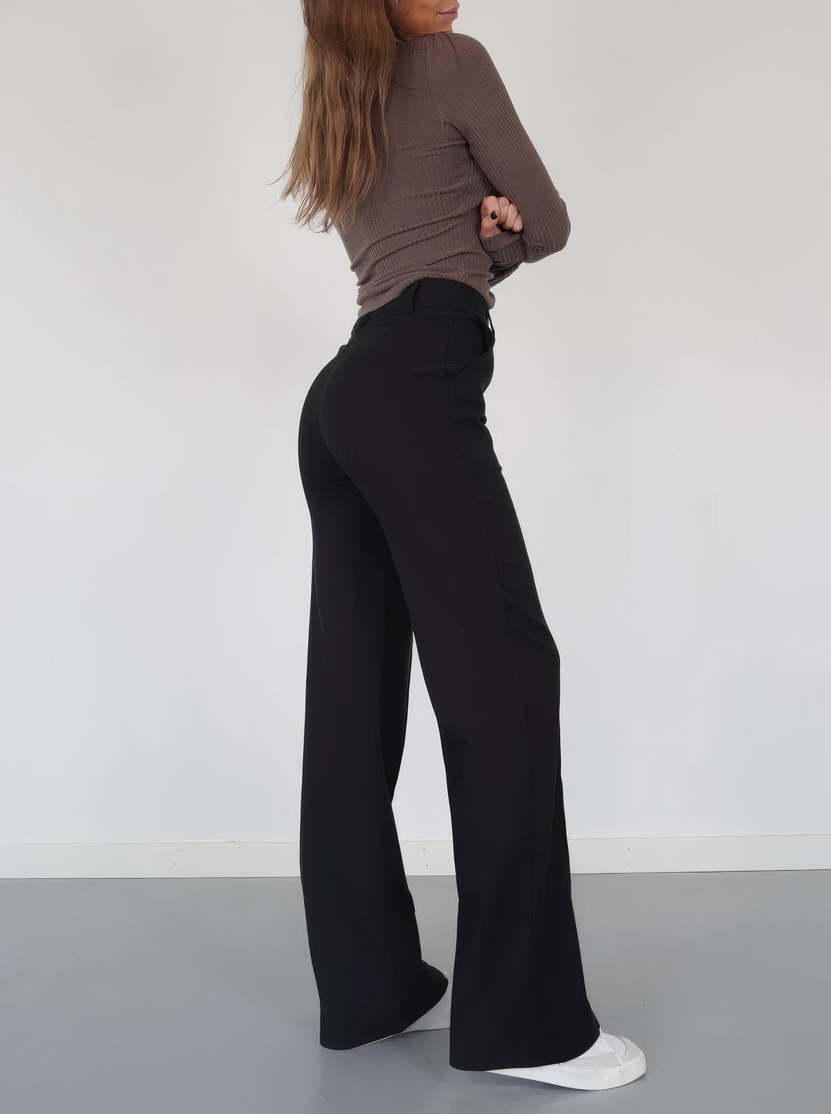 Women's Wide Leg Trousers | High-Waisted & Flattering Fit