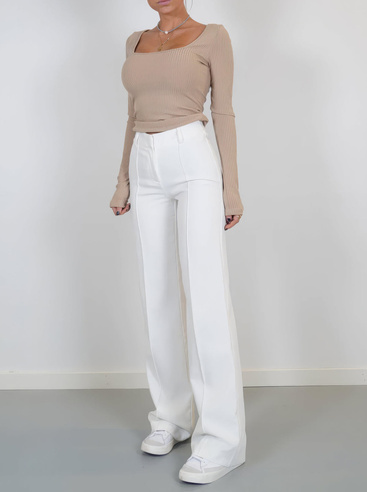Women's Wide Leg Trousers | High-Waisted & Flattering Fit